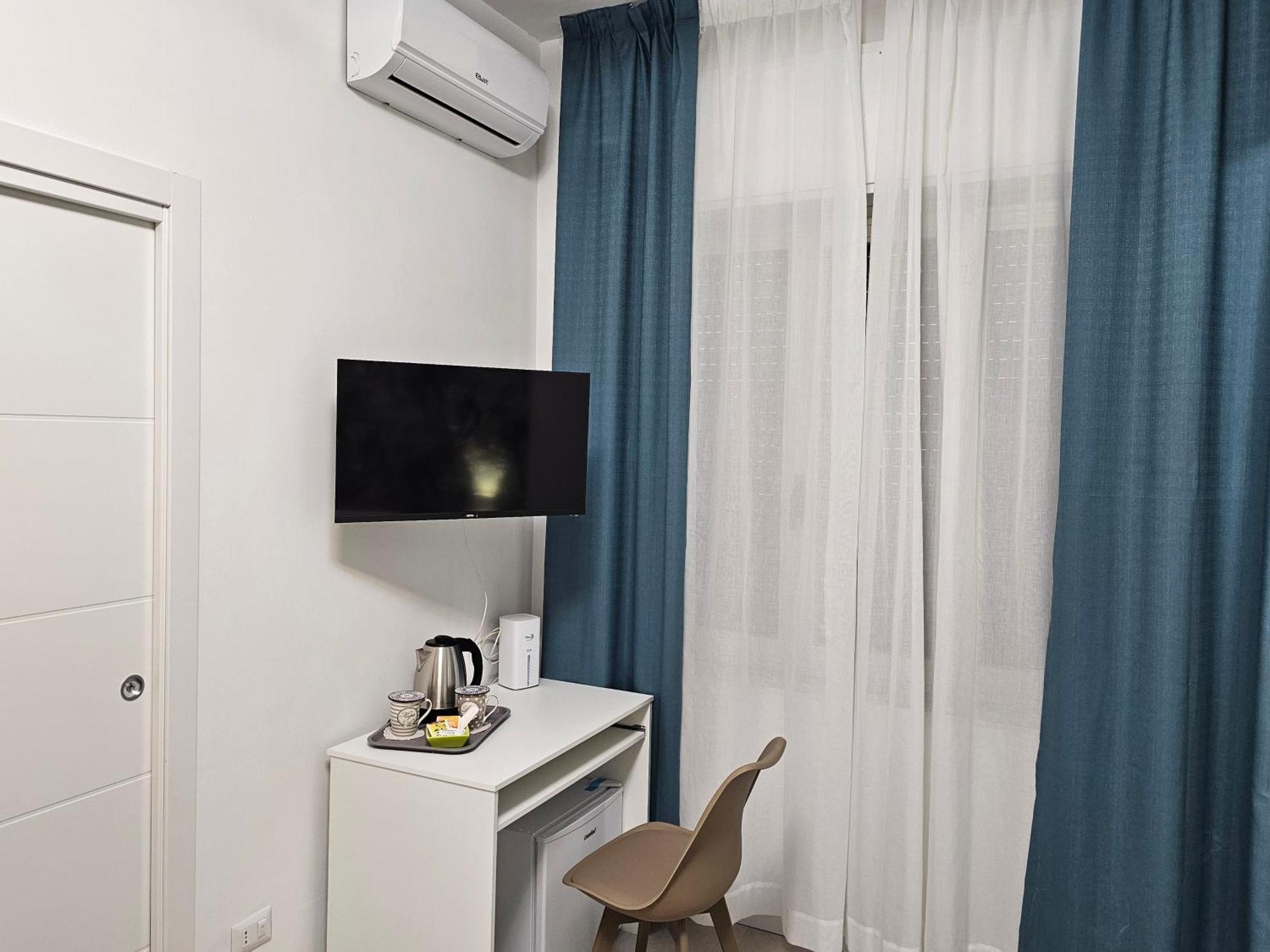 Erminia Suite نابولي المظهر الخارجي الصورة